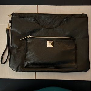 Liz Claiborne Clutch Bag in Black